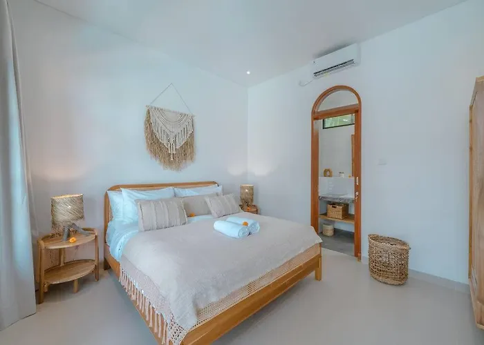 Kalyana - Tropical & Modern 3br - Canggu
